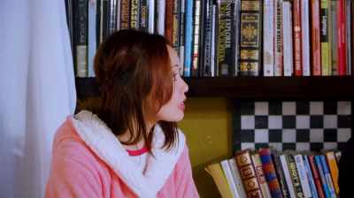 -Well, I could teach you.
-Really? - Kung Fu Ghost