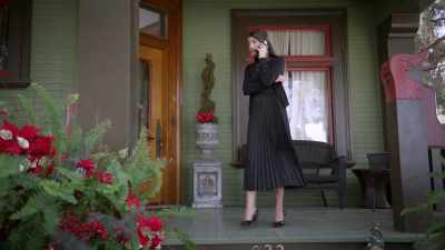 - Well, I did find a button - It’s Beginning to Look a Lot Like Murder