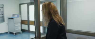 Well, I don't know,
Zoe hit her back - My Zoe
