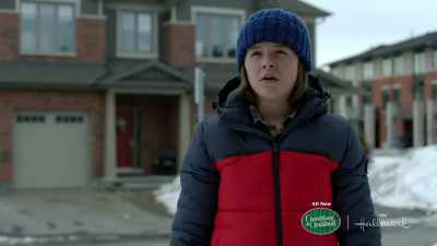 Well, if I find Edgar
in my house again, - Noel Next Door