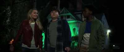 Well, I guess
we just knock? - Goosebumps 2: Haunted Halloween