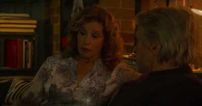 Well, I have a mother, - The Kominsky Method