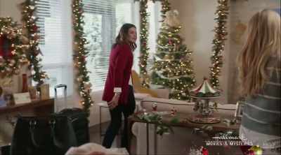 Well, I have been looking
for a job this summer - A Godwink Christmas