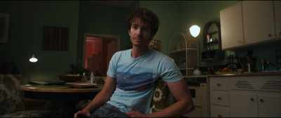 Well... I was just looking. - Under the Silver Lake