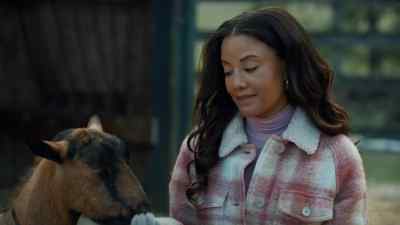 Well, I keep...
seeing Mom. - Christmas Under the Lights