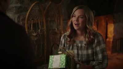 Well, I was planning on making
a bow into a large heart, - Unwrapping Christmas: Olivia's Reunion