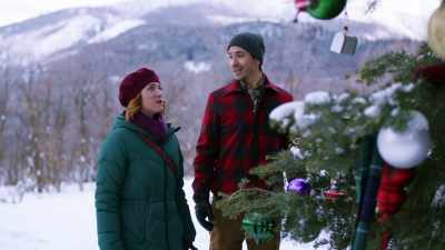 Well... I think we make a wish. - Christmas with the Campbells
