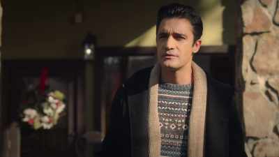 Well, I thought about it
and she didn't make sense to me. - A Taste of Christmas