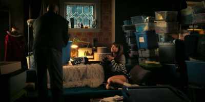 Well... I told him
that you always pay your rent on time. - Girlboss