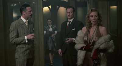 - Well, I would never.
- But wait a minute. - The Sixth Secret