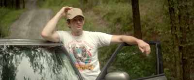 - Well, I'd help you move
it, but you heard JJ. - Alien Hunt