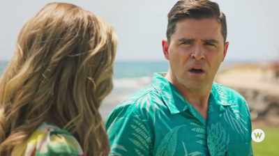 Well, if I'm being honest,
I felt a little flat. Right? - You Had Me at Aloha