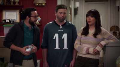 Well, if I'm gonna get Don's blessing,
I need to start scoring points with him. - Merry Happy Whatever