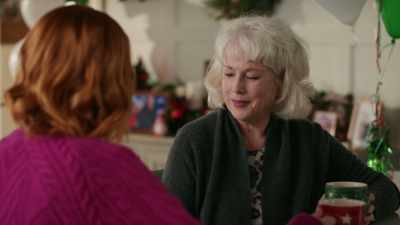 Well, I'm not talking
about poems, Jesse. - Christmas with the Campbells
