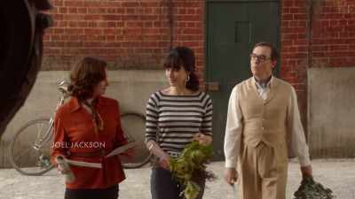 Well, it's a little bit complex
to be reduced to a binary. - Ms Fisher's Modern Murder Mysteries