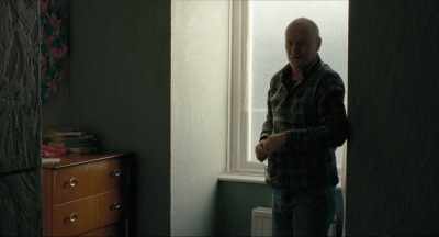 Well it's a little present for
your new room. - I, Daniel Blake