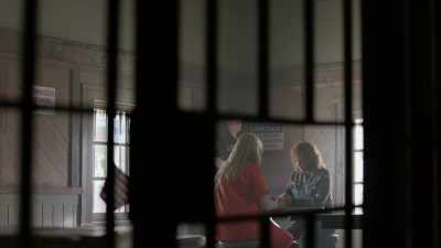 Well, it's enough to bring up
reasonable doubt at trial, - Reba McEntire's The Hammer