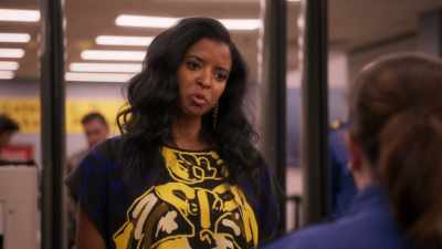 - Well, it's more
than 3 ounces, - Girls5eva