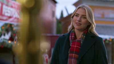 Well, it's not just me,
it's everyone at the mill. - Christmas on Windmill Way