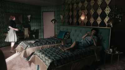 Well, it's the perfume I use
that makes me smell so nice. - The Queen's Gambit