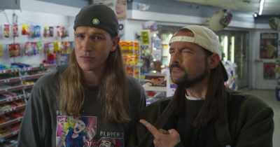 Well, it's these two characters I kinda
based on you and Maggie Simpson here. - Clerks III