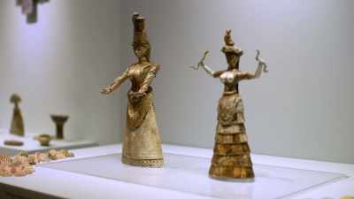 Well, Jan, these are the objects
I have most wanted to see. - Raiders of the Lost Past with Janina Ramirez