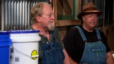 Well, we just got to get
our scales, get going. - Moonshiners: Master Distiller