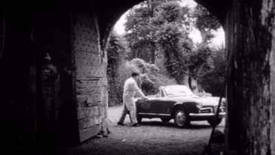 -We'll leave theluggage for a minute. - Dementia 13