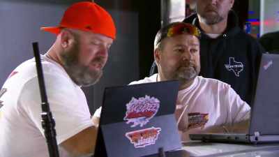 We'll leave these
where they're at, - Street Outlaws No Prep Kings Team Attack