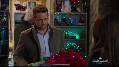 Well, let's say you stay here,
search for your inspiration, - Christmas at Dollywood