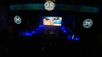 Well, let's see
how he likes the icy blast - South Park: The 25th Anniversary Concert
