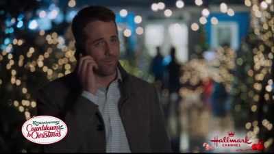 Well listen, if it doesn't go
your way, - Christmas at Dollywood