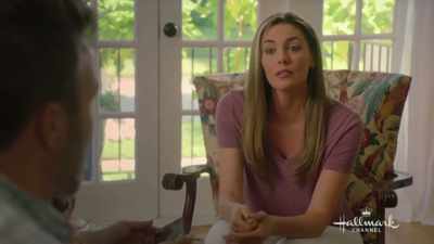 - Well, Lola may not be
the best dancer - South Beach Love