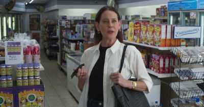 Well, look who it is, Mr. Big Shit. - Clerks III