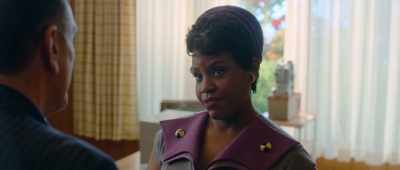 - Well, you look pretty good.
- I look normal, Shirley, - Hello Tomorrow!
