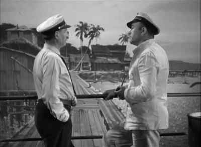 Well, this looks
like a hustling community, Skipper. - Son of Kong