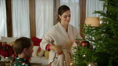 Well, make sure
you're not bragging back, - Random Acts of Christmas