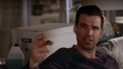 Well, maybe there is an innocent
reason for them to leave. - Chronicle Mysteries: The Deep End