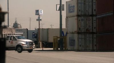 We'll meet you
at the container. - Touch
