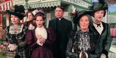 Well, Miss Melissa,
you've decided to make a basket? - Schmigadoon!