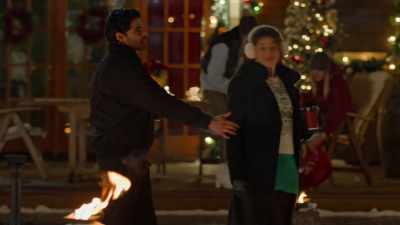 Well, nice to meet you,
Sabrina Cassidy, - Holiday Crashers