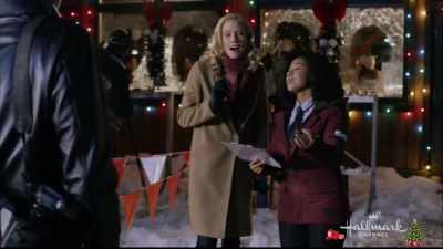 Well, no, you do need a third person
in order to form your own team. - Road to Christmas