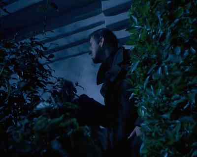 Well, no wonder
the key wouldn't turn. - Land of the Giants