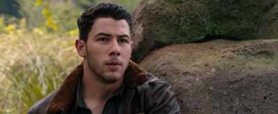 Well, not like
Cindy Crawford fly, - Jumanji: Welcome to the Jungle