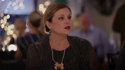 - Well, of course she would
wanna go back and get her things - Inn Love by Christmas