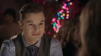 Well, for one thing,
this is a really big city. - A Royal Christmas Engagement
