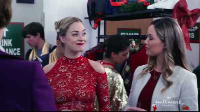 Well, pro tip:
A good spiral's all about - Christmas at the Palace