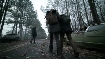 We'll rest here for a while,
and then we'll head out. - The Walking Dead