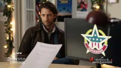Well, your resume is impressive. - Unlocking Christmas