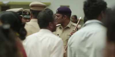 We'll search the house for clues. - Crime Stories: India Detectives